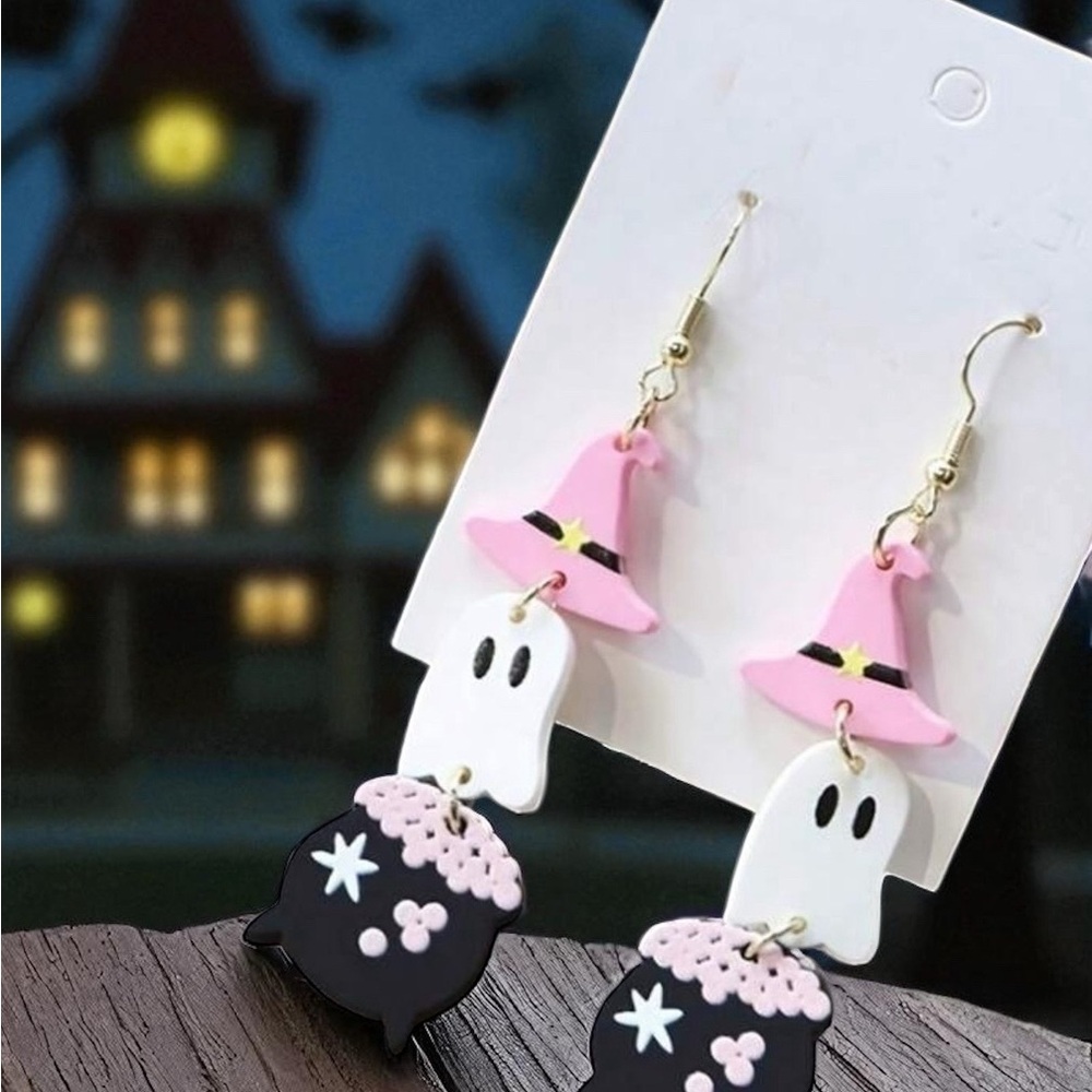 👻🌸Pink and Black Ghost Earrings🌸👻